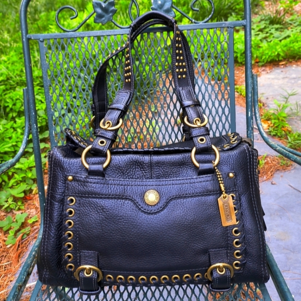 Coach Chelea Abbey handbag. Bag has some weight to it.
